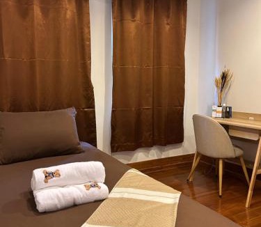 Samphanthawong Ski Chalet | Mookda house