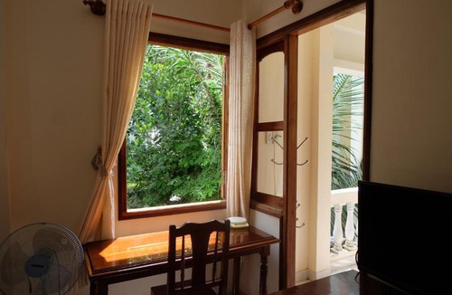 Phuoc Long House | Moon house tropical garden - Lavender