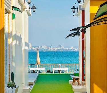 Koh Lan Hotel | Moonlight Kohlarn