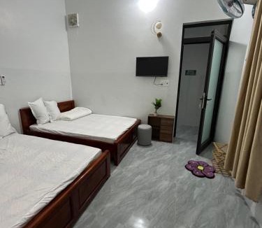 Hoai Nhon Hotel | Motel - Nhà nghỉ Yến Nhi
