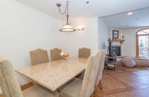 Mountain Village Condo | Mountain Views From Every Window In This Outdoor Escape