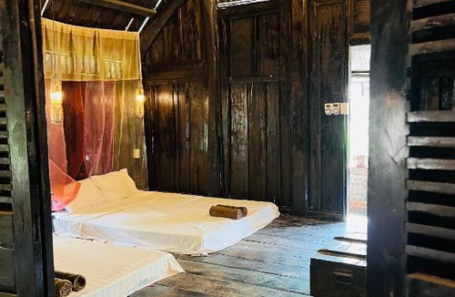 Luong Son Ski Chalet | Nả Yên Retreat Lương Sơn Hòa Bình - Nhà sàn to