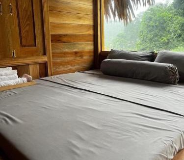 Yen Son House | Na Tuệ An-Homestay 81 Võ Văn Kiệt