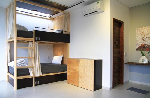 Huong Thuy Hotel | NANO Eco-Hostel