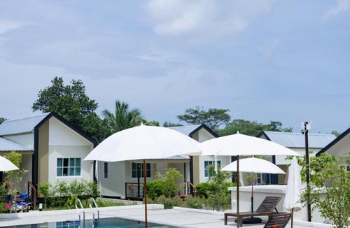 Thep Kasattri Resort | NaraRin Phuket Resorts