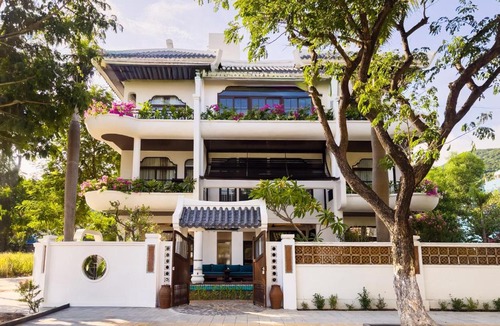 Tho Quang Beach Hotel | Natalie Indochine Mountain Villa Da Nang by Haviland