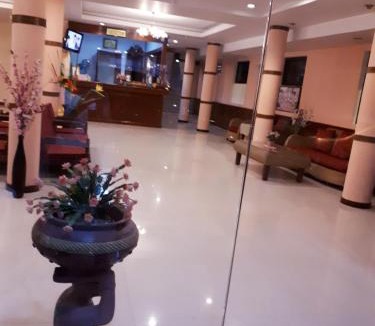 Na Thon Hotel | Nathon Residence Hotelโรงเเรมหน้าทอนเรสซิเด้นท์