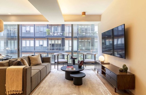 Los Morales Apartment | New Luxurious 3BR Apt