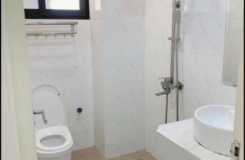 Lang Ha Apartment | [Newly built] Entire rental unit 30m, spacious balcony, quiet, cheap price