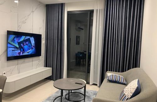 District 9 Apartment | Nhà của Tom