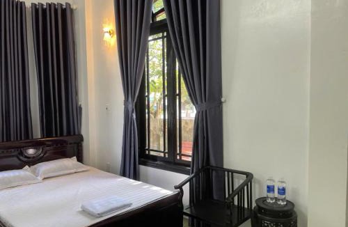 Phu Loc House | Nhà Nghỉ Nắng Vàng