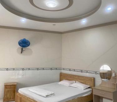 Cho Phuoc Hai Hotel | Nhà Nghỉ Xuân Phong