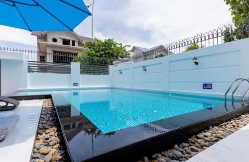 Vung Tau Villa | Nice Family Villa 7 bedroom near the Beach with the Private Swimming Pool