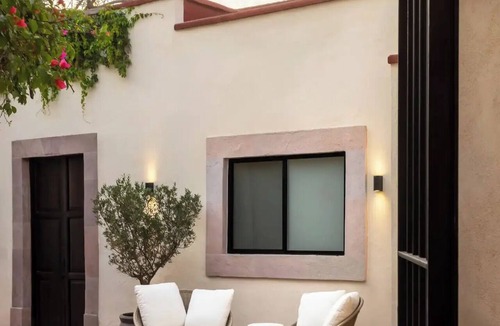 Guadalupe Apartment | Nieve Suite | Elegance in a Boutique Home + Pool