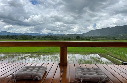 Pong House | Nonnatatonview นอนนาตาทนวิว