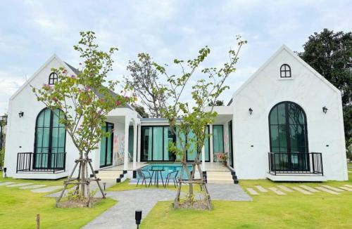 Pak Chong Hotel | Nordika Hill Resort by Alphatel