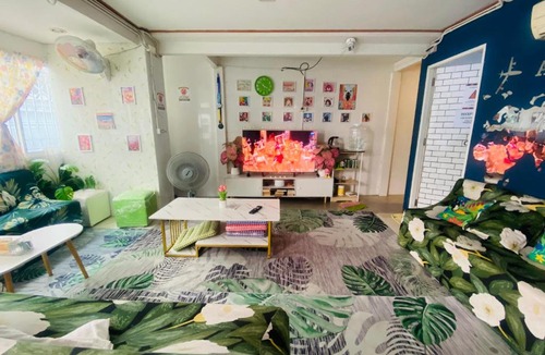 Wat Bowon Niwet Hostel | NY Hostel Khaosan