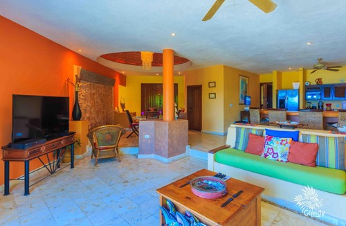 Isla Mujeres Villa | Ocean Front 4 BR w/Pool & Outdoor Space