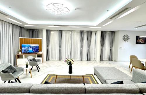 Long Hai Villa | Oceanami 5 Bedrooms Private Pool