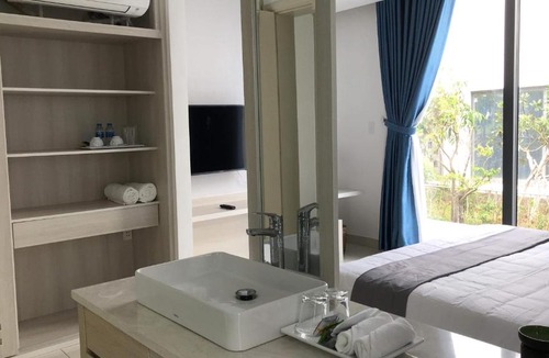 Long Hai Resort | Oceannami Beach Stay with free pool and gym