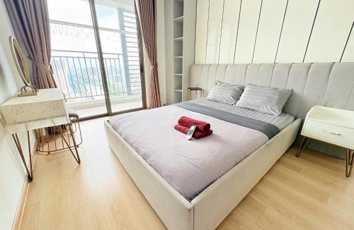 Bach Dang Riverside Apartment | Olala Saigon Apartment - Rivergate
