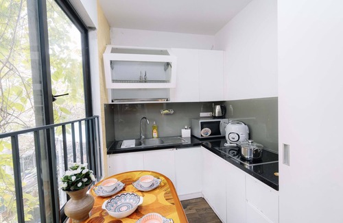 Hang Bo Apartment | Old Quarter Hoan Kiem Sunlit Artistic Home 2BR/1BA Apartment Central Hanoi