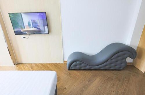 Tay Ho Hotel | One Villa 4 Hotel