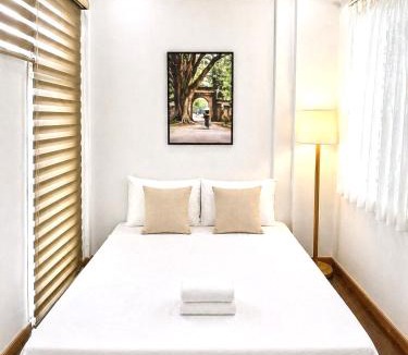 Hang Buom Apartment | OQ Hanoi Stay Ngõ Gạch