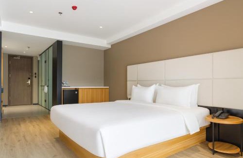 Bac Ninh Hotel | Orange Crystal Phoenix hotel