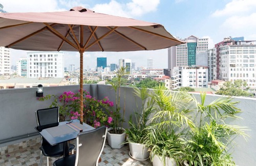 Dong Da Apartment | P&R suites (Young n Modern En-suite apartment in Local building), all-in-1