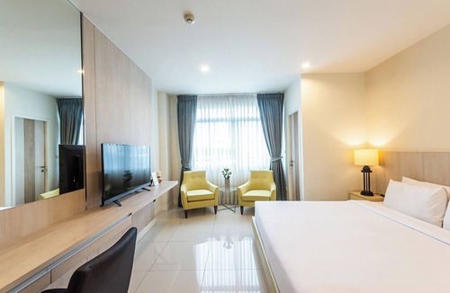 Bang Sao Thong Hotel | Paeva Luxury By Nakra Functionality