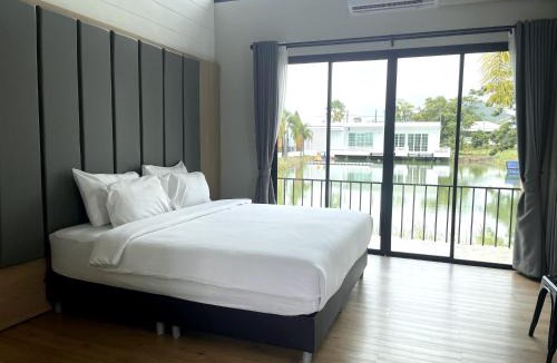 Pong Nam Ron Hotel | Pailin Place