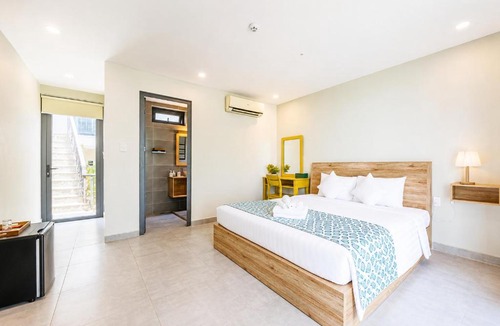 Ham Ninh Hotel | Palette Casa De Sol Beach Resort