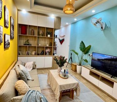 Hang Bai Apartment | PALM-2brs- central- unique- comfort