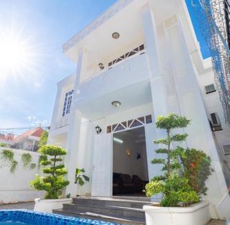 Vung Tau Villa | Palm Villa 03 - 5bedrooms in center VungTau