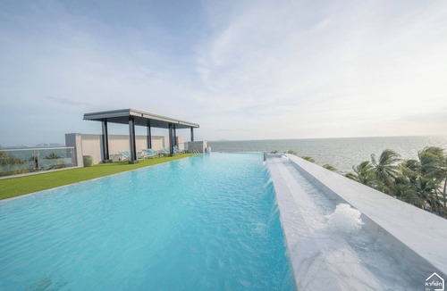Ban Bang Saen Hotel | Panitar Haus