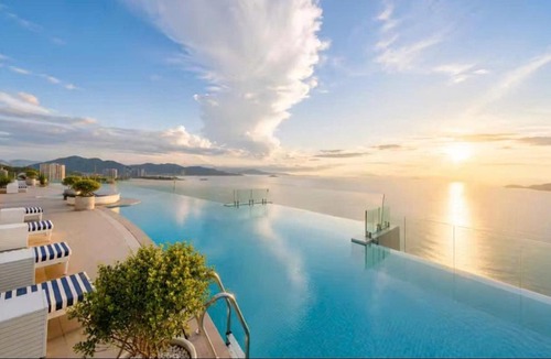Tran Phu Beach Apartment | Panorama Ocean Luxury Nha Trang