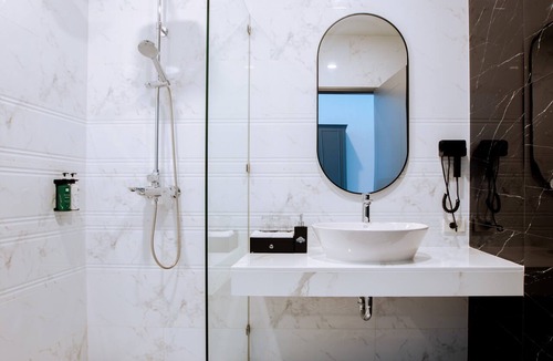 Ban Dung Hotel | Paradhevi Boutique