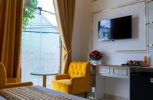 Tuy Hoa Hotel | Paradise Hotel & Homestay 100m walking alley access