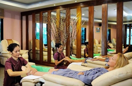 Patong Hotel | Paradise Suite ROOM #15, @ PATONG Beach