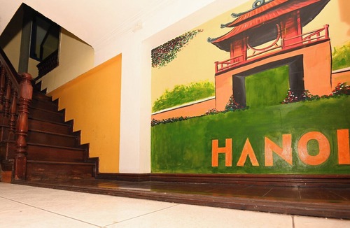 Hang Bo House | Patio/central Hanoi house/3mins walking to Hoan Kiem Lake-Sunny homestay