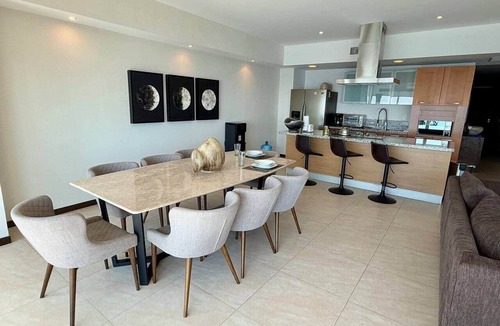Cerritos Apartment | Península: 4 Habitaciones/3 Baños Elevador Privado