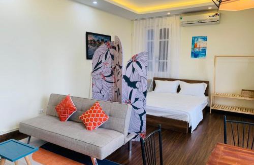 Thuy Khue Apartment | Penthouse apartment with lake view 2