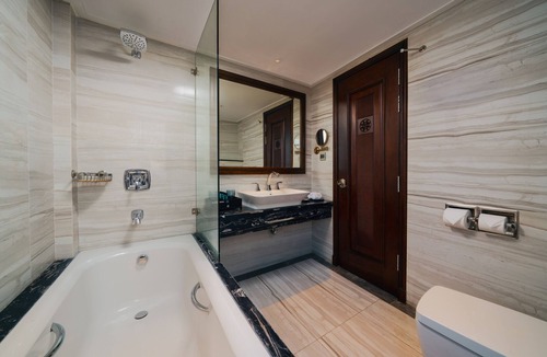 Hang Bo Hotel | Peridot Gallery Classic Hotel