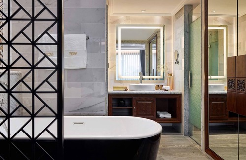 Old Quarter Hotel | Peridot Grand Luxury Boutique Hotel