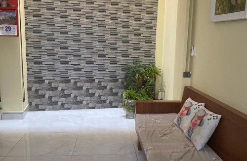 Tan Thuan Dong House | Phòng VIP có bồn tắm yên tĩnh trong Villa xanh mát