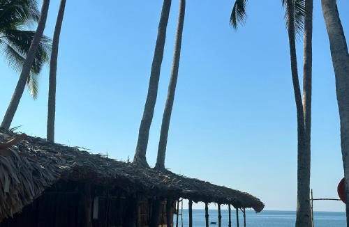 East Ham Tien Beach Hotel | Pharos Guesthouse