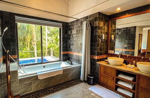 Thuy Xuan Hotel | Pilgrimage Village Resort & Spa