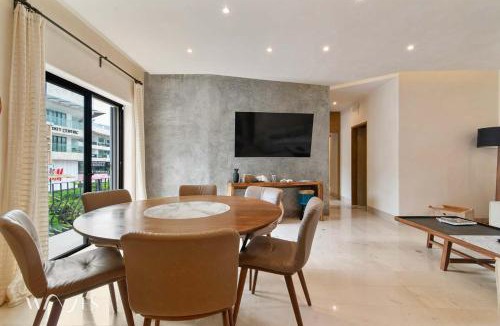 12th Street Villa | Prime 5th Ave Stay - 4BR with King Beds & City Vie