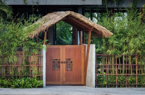Cam An Villa | Private 4 bedrooom Nongnia Beach Villas